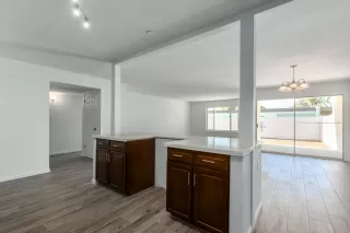 Photo #4: 6218848 Listing