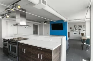 Photo #2: 6218880 Listing