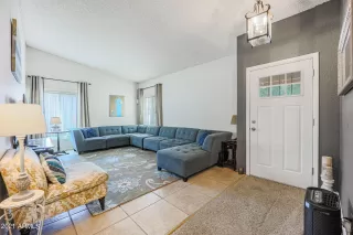 Photo #4: 6218895 Listing