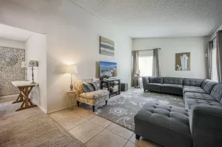 Photo #6: 6218895 Listing