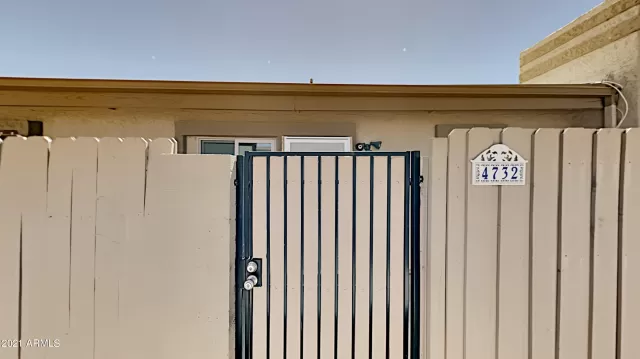 MLS: 6218904 Condo For Sale