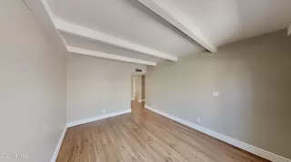 Photo #2: 6218904 Listing