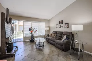 Photo #4: 6218938 Listing 