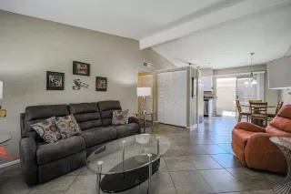 Photo #5: 6218938 Listing 
