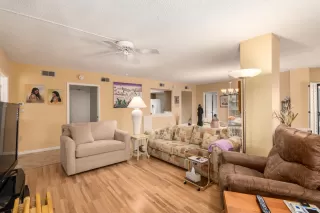 Photo #1: 6218988 Listing