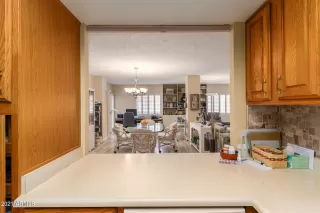 Photo #4: 6218988 Listing