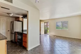 Photo #3: 6219116 Listing 