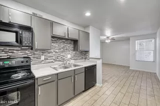 Photo #4: 6219118 Listing 