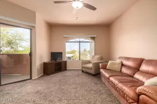 Photo #2: 6219199 Listing 