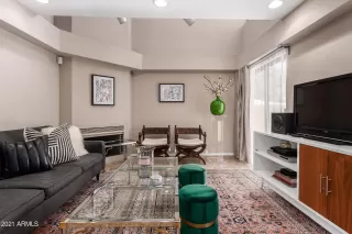 Photo #4: 6219205 Listing