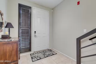 Photo #2: 6219309 Listing