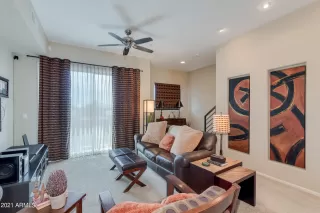 Photo #3: 6219309 Listing