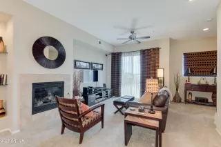 Photo #4: 6219309 Listing