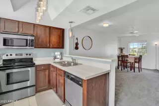 Photo #5: 6219386 Listing 