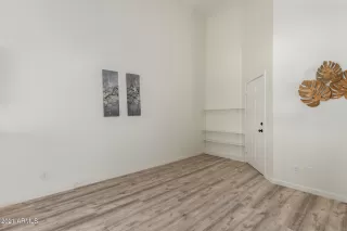 Photo #4: 6219411 Listing