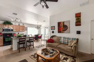 Photo #3: 6219552 Listing 