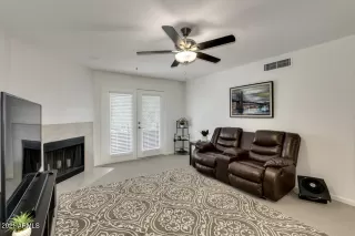 Photo #4: 6219665 Listing