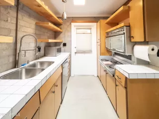 Photo #5: 6219675 Listing