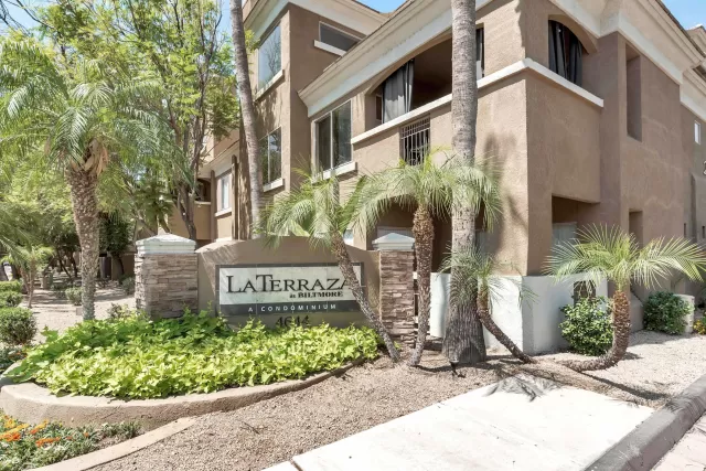 MLS: 6219762 Condo For Sale