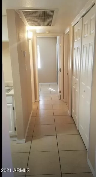 Photo #6: 6219795 Listing