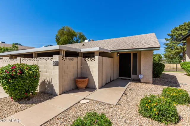 MLS: 6219861 Condo For Sale