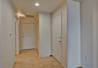 Photo #5: 6219887 Listing 