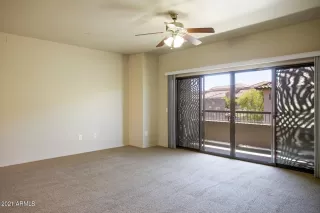 Photo #4: 6219910 Listing