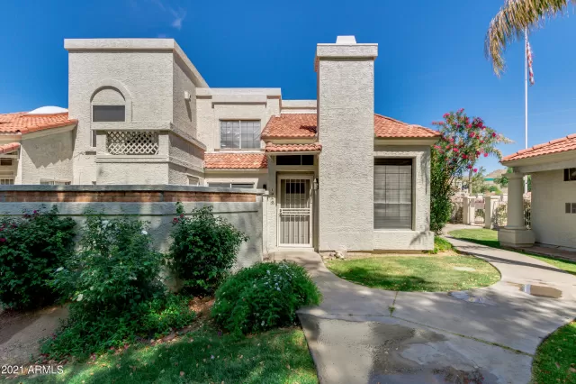 MLS: 6219947 Condo For Sale