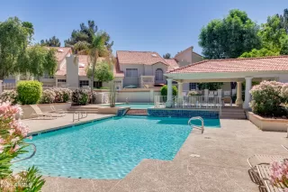 Photo #3: 6219947 Listing