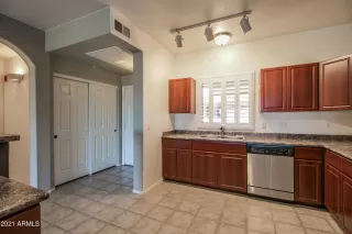 Photo #4: 6220005 Listing 