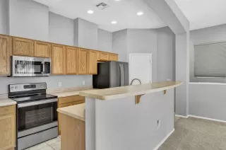 Photo #4: 6220043 Listing 