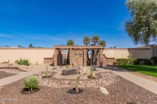 Photo #2: 6220154 Listing