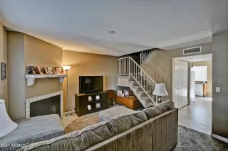 Photo #1: 6220282 Listing