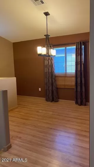 Photo #4: 6220441 Listing