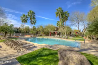 Photo #5: 6220541 Listing