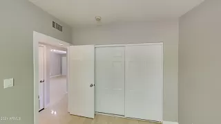 Photo #4: 6220636 Listing