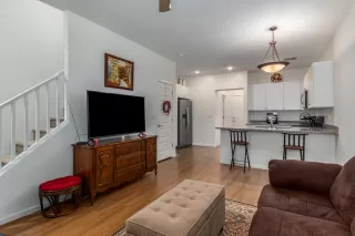 Photo #6: 6220656 Listing 