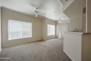 Photo #3: 6220698 Listing