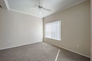 Photo #4: 6220698 Listing