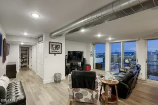Photo #2: 6220814 Listing 