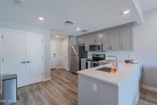 Photo #5: 6220915 Listing