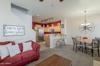 Photo #3: 6220970 Listing