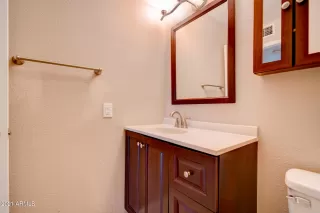 Photo #5: 6221089 Listing 