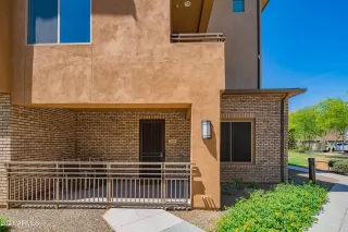 Photo #6: 6221103 Listing