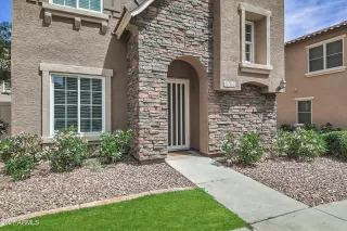 Photo #1: 6221112 Listing