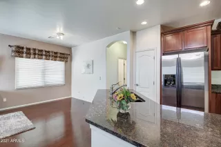 Photo #2: 6221112 Listing