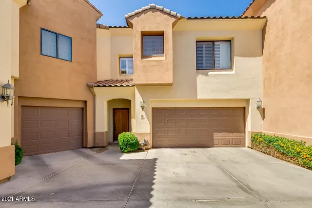 MLS: 6221216 Condo For Sale