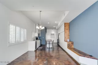 Photo #4: 6221216 Listing