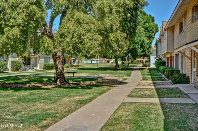 MLS: 6221277 Condo For Sale