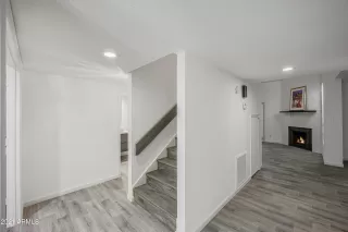 Photo #3: 6221334 Listing